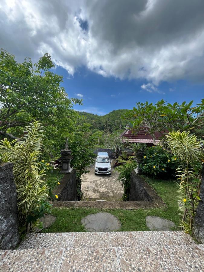 Holy Hills Bungalow Nusa Penida Batumadeg Exterior photo