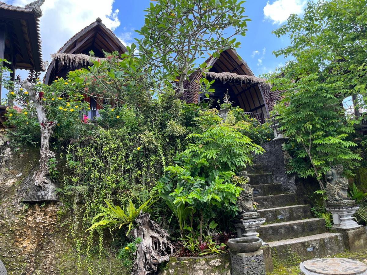 Holy Hills Bungalow Nusa Penida Batumadeg Exterior photo