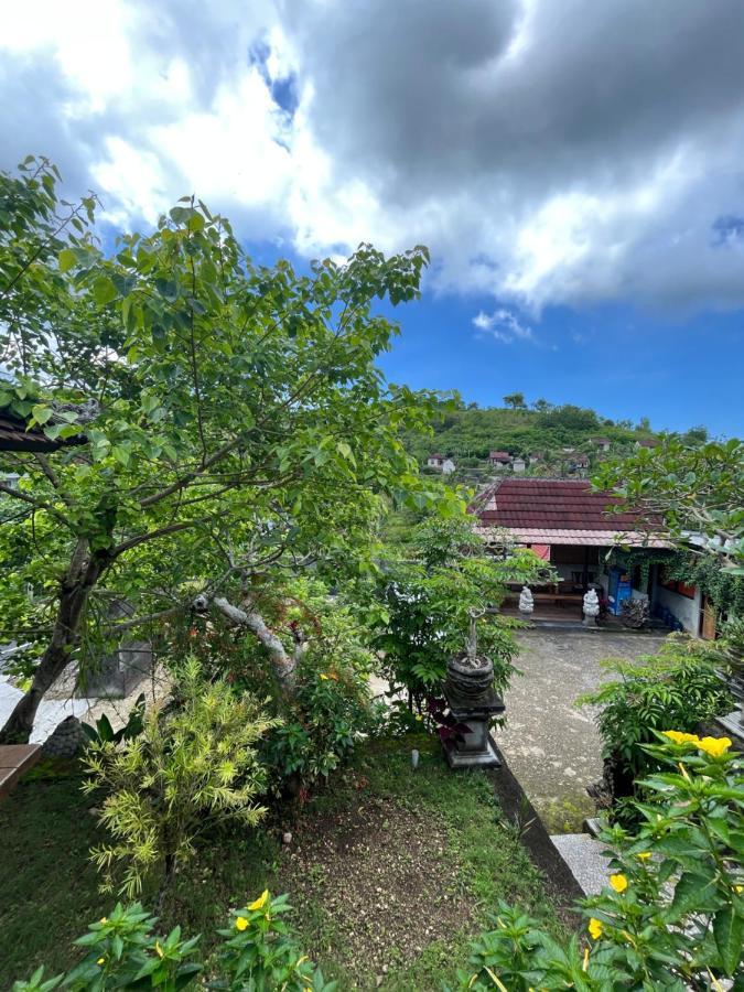 Holy Hills Bungalow Nusa Penida Batumadeg Exterior photo
