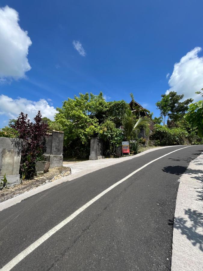 Holy Hills Bungalow Nusa Penida Batumadeg Exterior photo