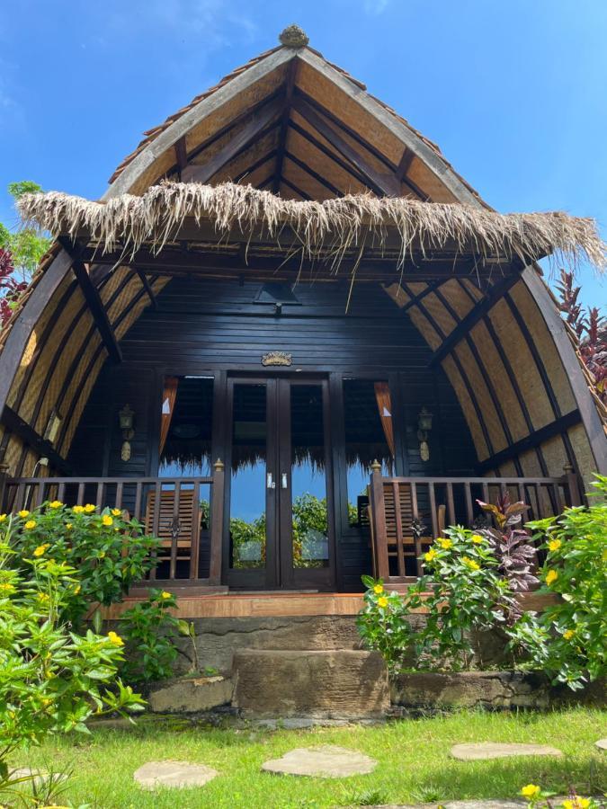 Holy Hills Bungalow Nusa Penida Batumadeg Exterior photo